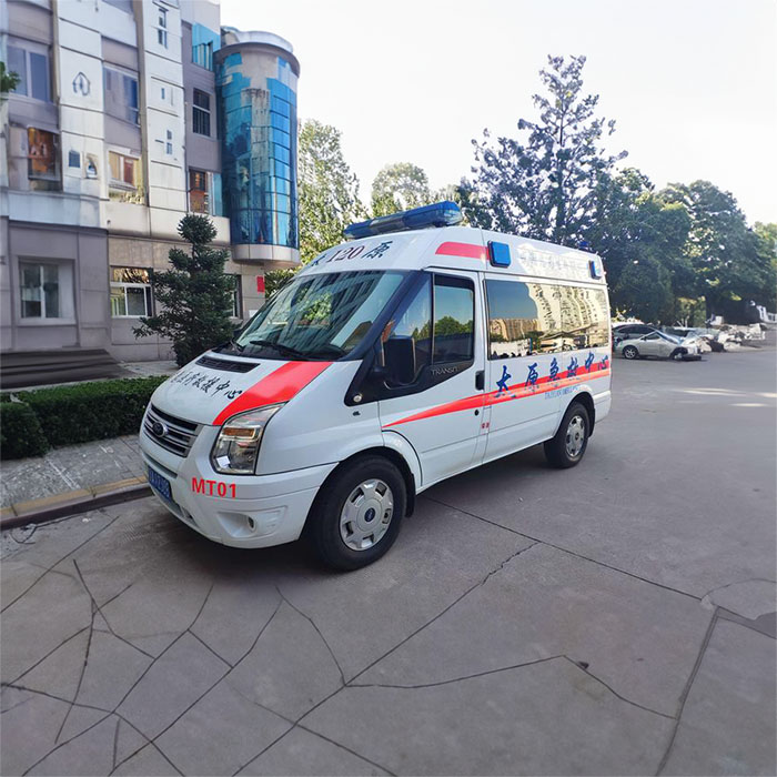 西宁城西区文景街西社区卫生院租私家救护车转院到陕西咸阳救护车出租一般多少钱公司