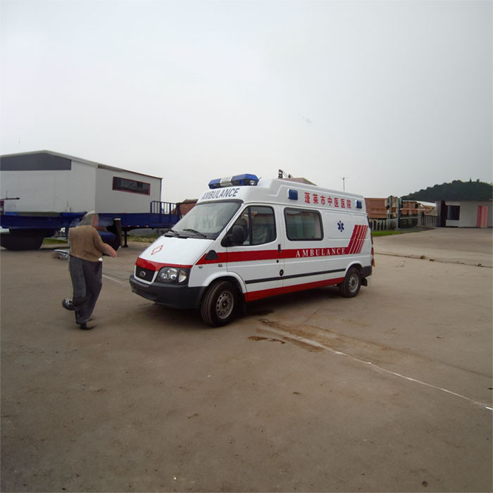 青海红十字医院青海省监狱管理局中心医院租赁私人救护车转运到湖北神农架救护车如何转运休克病人出租