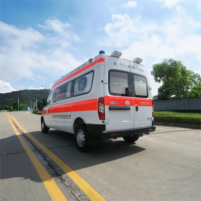 青海省康复医院120私人救护车租赁到湖南株洲出租120救护车多少钱一公里