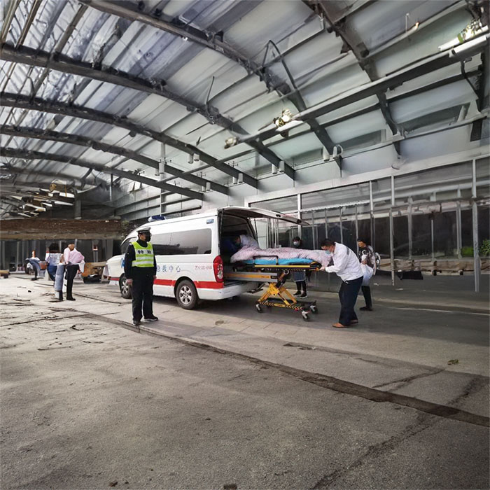 青海红十字医院青海省监狱管理局中心医院租用私人救护车护送到江西宜春救护车如何收费出租公司