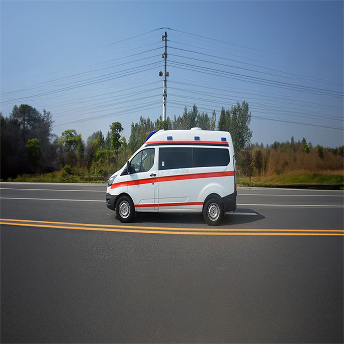 青海西宁东大肛肠医院预约私人救护车转运到山东滨州出租一趟救护车多少钱