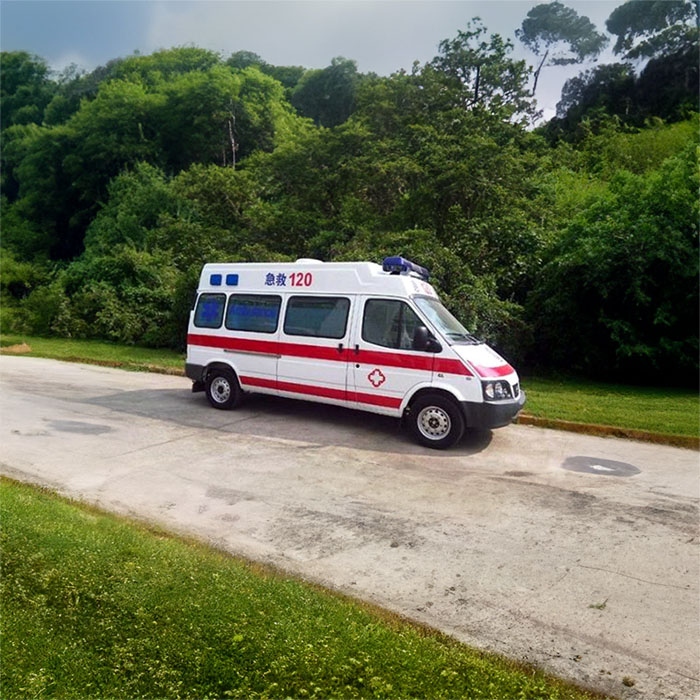 西宁大通金华医院出租急救车护送到吉林吉林救护车出租电话是多少