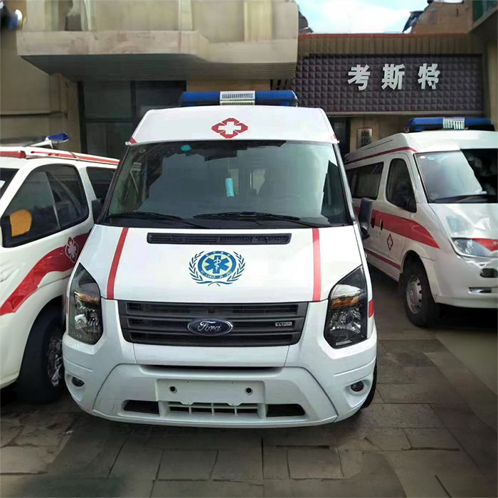 西宁市城东区互助中路社区卫生院出租急救车护送到广西钦州救护车出租多少钱