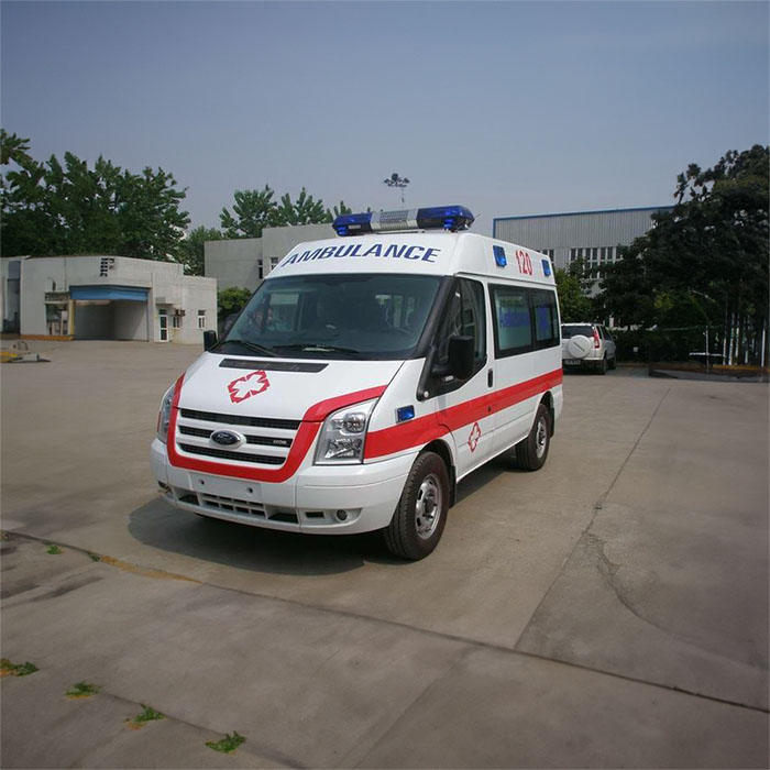 青海省藏医院出租急救车护送到甘肃陇南哪里有带呼吸机的救护车出租