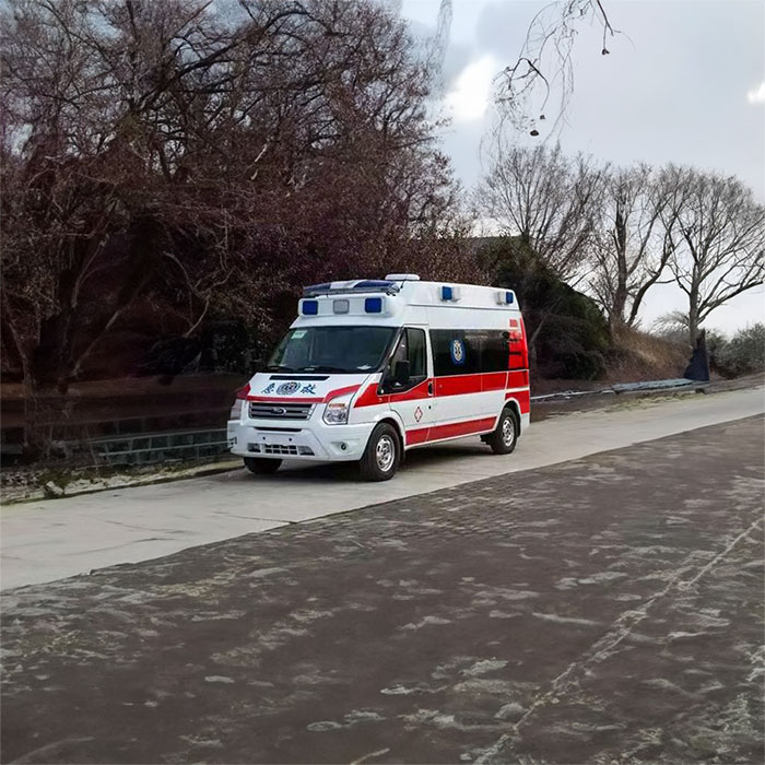 青海红十字医院青海省监狱管理局中心医院租私人急救车到江西萍乡救护车出租公司怎么样