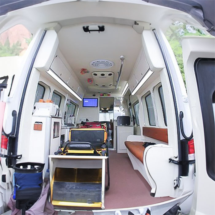 西宁仁爱妇科医院租赁私人救护车转运到辽宁朝阳长途救护车出租哪里的好