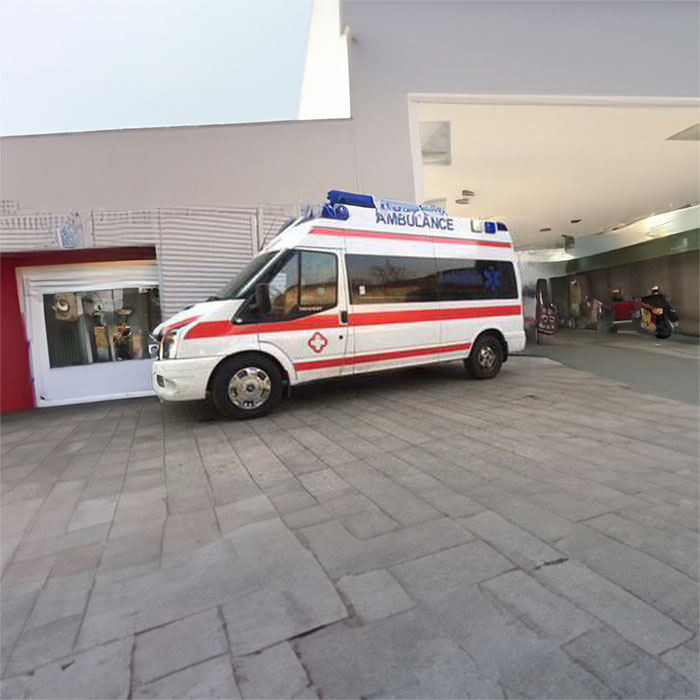 西宁市城东区乐家湾镇卫生院预约私人救护车租赁到福建龙岩救护车出租收费多少钱