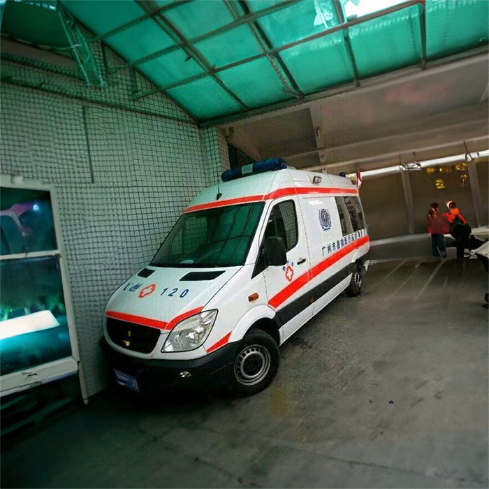 青海西宁海峡妇儿医院租用私人救护车护送到广东中山救护车出租哪个平台找