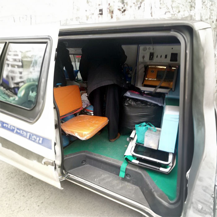 西宁仁爱妇科医院租救护车护送到湖南岳阳哪里有救护车出租 多少钱