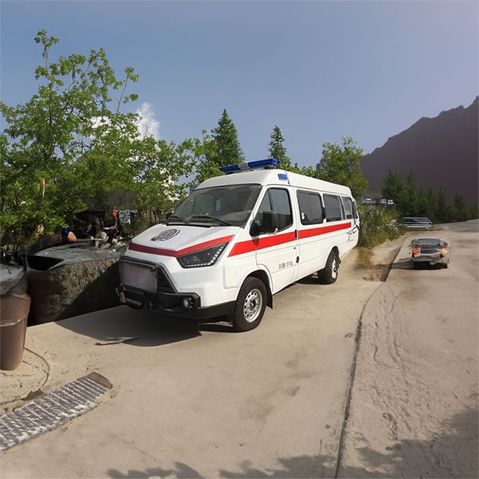 西宁市城东区德令哈路社区卫生院私人救护车租赁到西藏林芝救护车出租中心怎么样