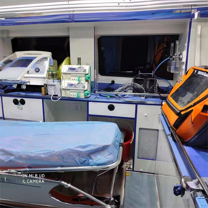 青海西宁兴华医院私人救护车租赁到陕西延安私人救护车出租哪里找