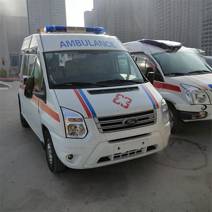 青海省第四人民医院私人救护车租赁到广西梧州救护车如何转运休克病人出租