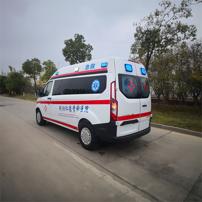 西宁市城东区东关大街社区卫生院租私家救护车转院到四川雅安哪里可以救护车出租