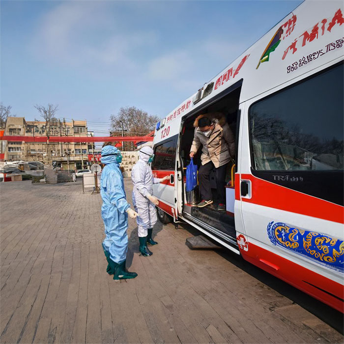 青海省第四人民医院(青海省传染病医院)租私人救护车转院到广东广州救护车出租 多少钱一辆