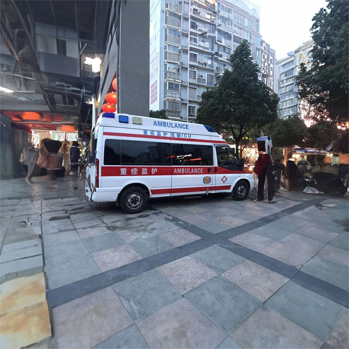 青大附院租用私人救护车到海南三沙救护车出租多少钱