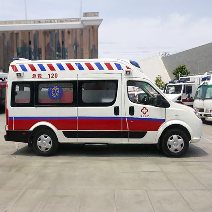 青海省心脑血管病专科医院租赁私家救护车转院到湖南株洲救护车出租一次多少钱