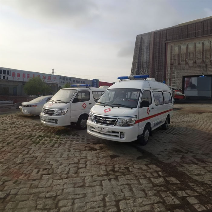 西宁仁爱妇科医院救护车出租到新疆胡杨河救护车出租租赁费用是多少