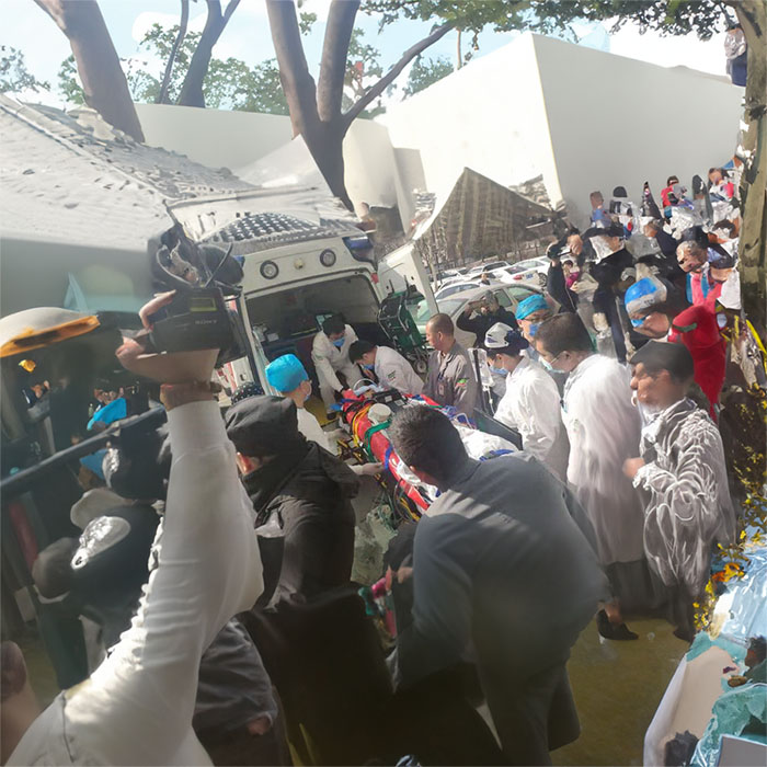 青海大学附属医院私人救护车出租到新疆铁门关哪里能出租救护车