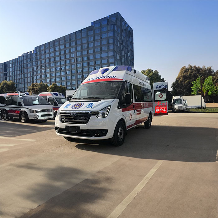 西宁市城西区万平门诊部租救护车到河北石家庄出租转院救护车多少钱