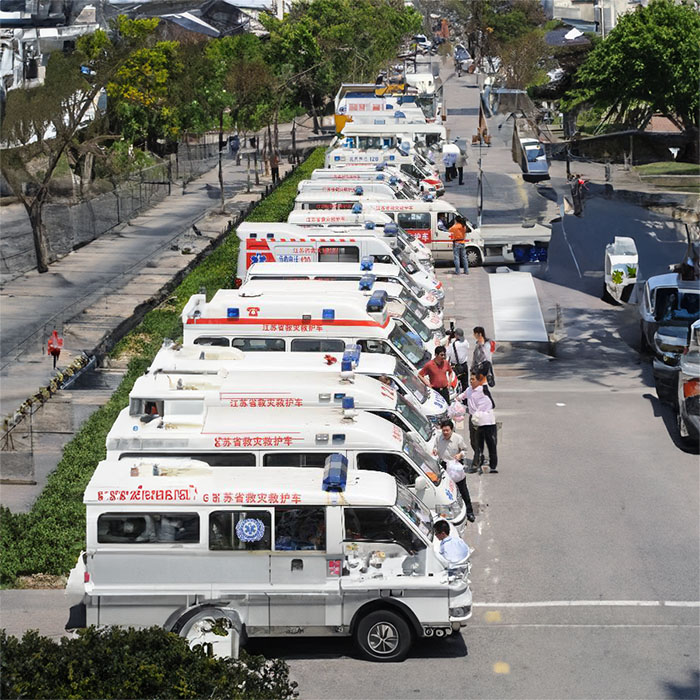 青海省人民医院租赁私人救护车转运到甘肃临夏专业救护车出租电话多少