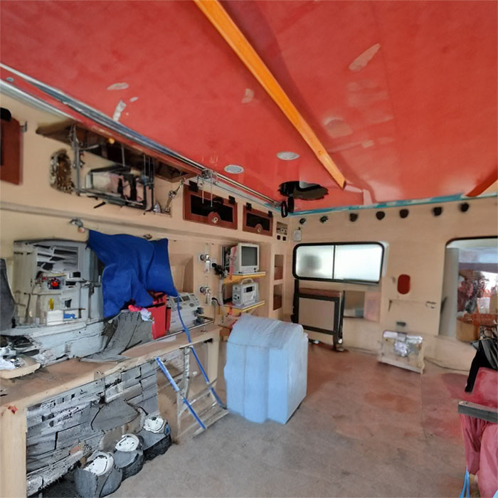 青海省康复医院租赁私人救护车转运到河北秦皇岛救护车出租一般多少钱一辆