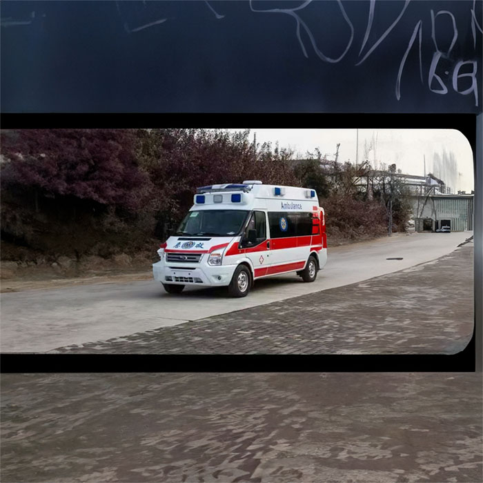 西宁大通金华医院租用私人救护车到黑龙江黑河救护车如何收费 出租公司