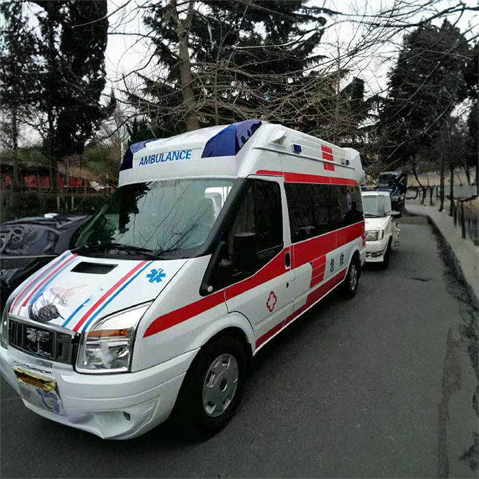 西宁市城中区人民街社区卫生院租赁私家救护车转院到上海哪里有出租救护车的