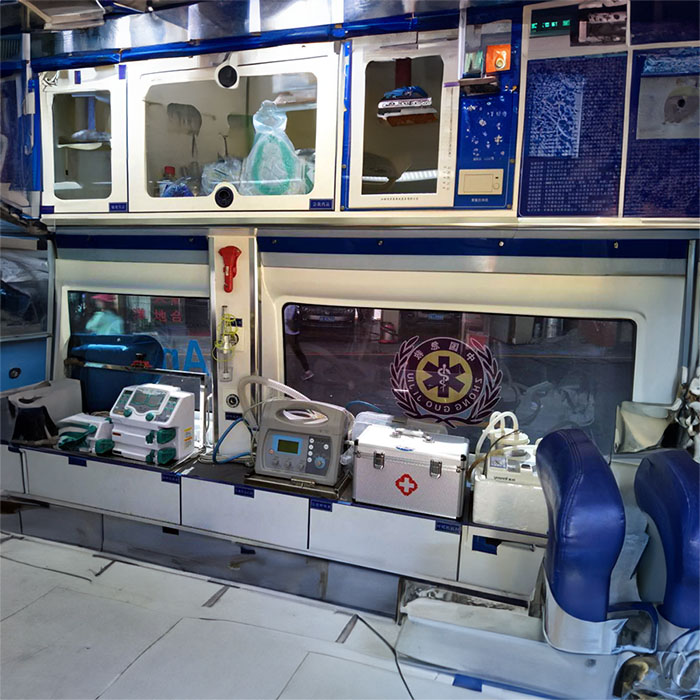 青海省精神卫生防治院租救护车护送到湖北荆州救护车出租一般多少钱