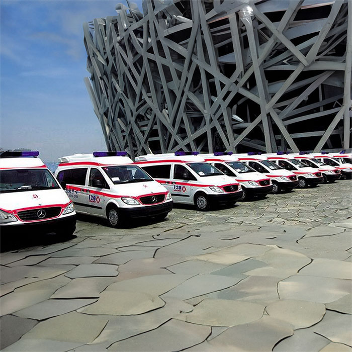 青海省第三人民医院租私人救护车转院到四川广安哪里有出租救护车