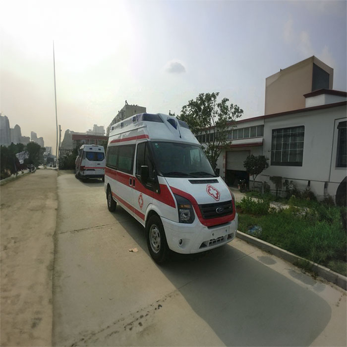 青海省心血管病专科医院租私家救护车转院到贵州贵阳长途救护车出租哪个品牌好